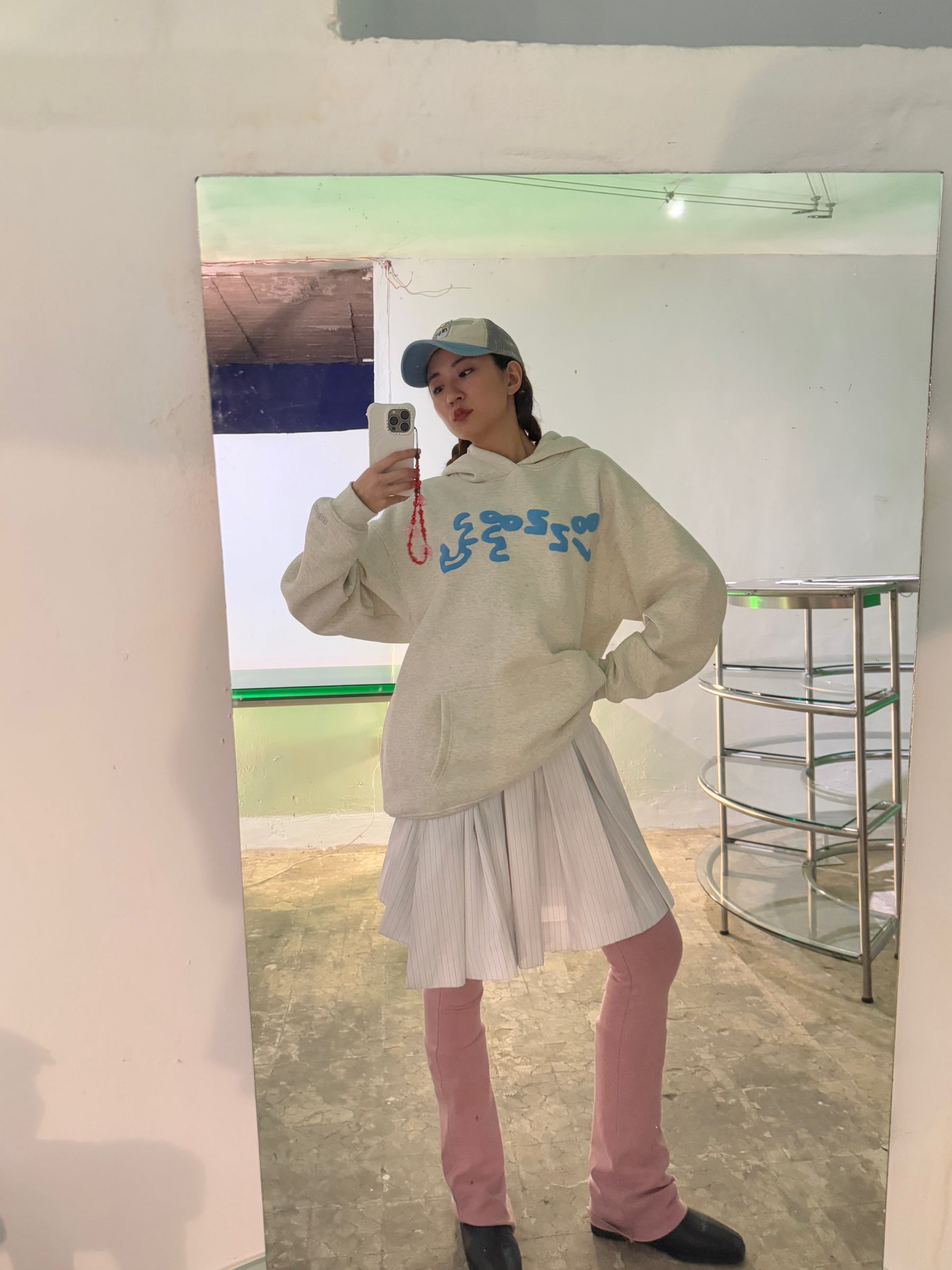 J8zzB8by帽踢 Hoodie (Unisex Small)